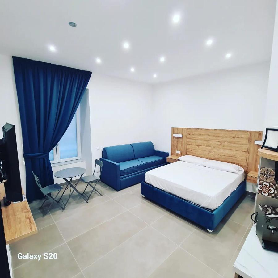 מלון נאפולי Residenza Nascari Al Plebiscito מראה חיצוני תמונה