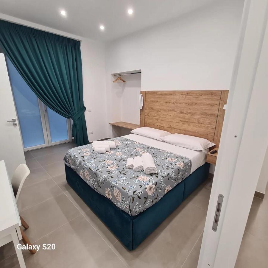 מלון נאפולי Residenza Nascari Al Plebiscito מראה חיצוני תמונה